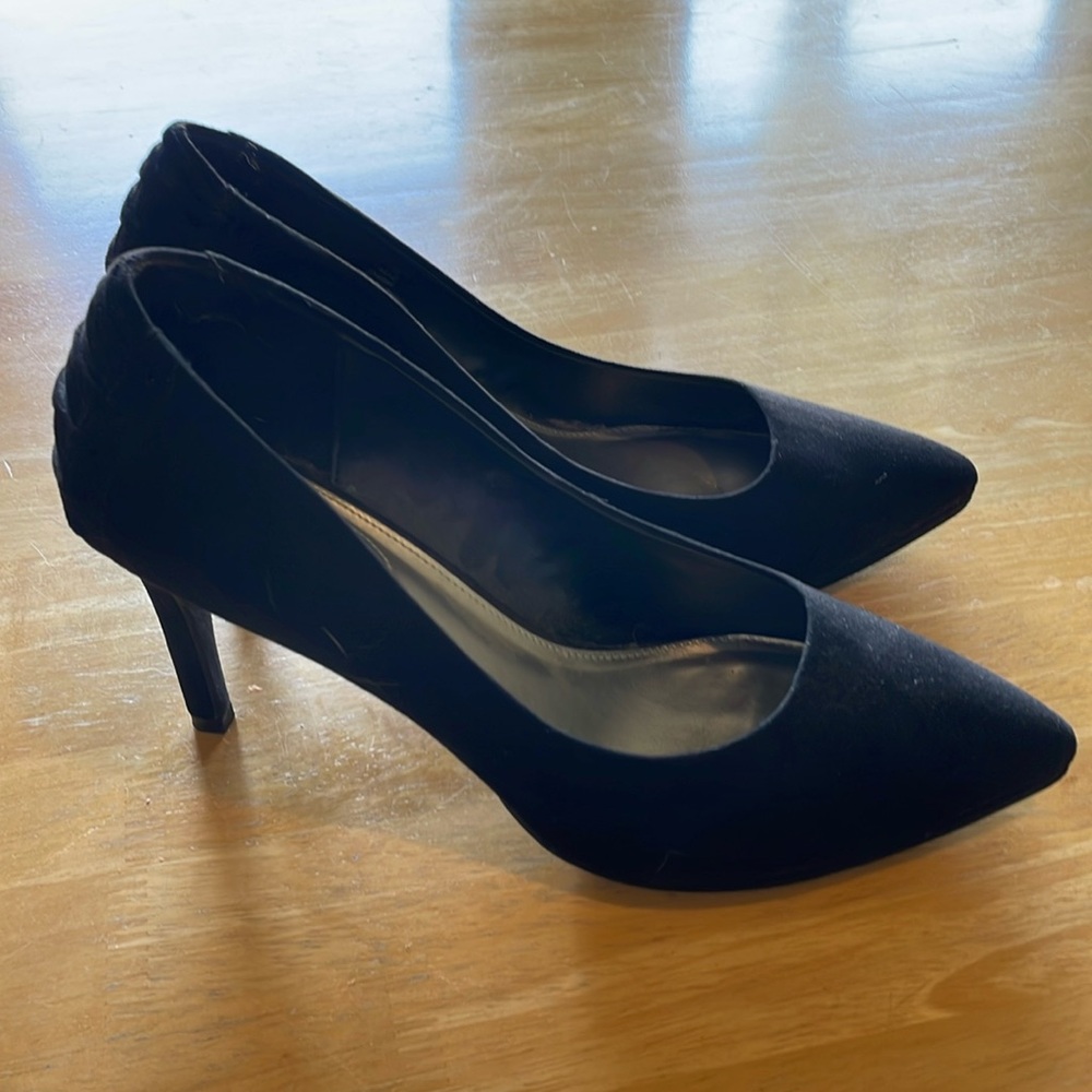 Size 11 3 inch heel.